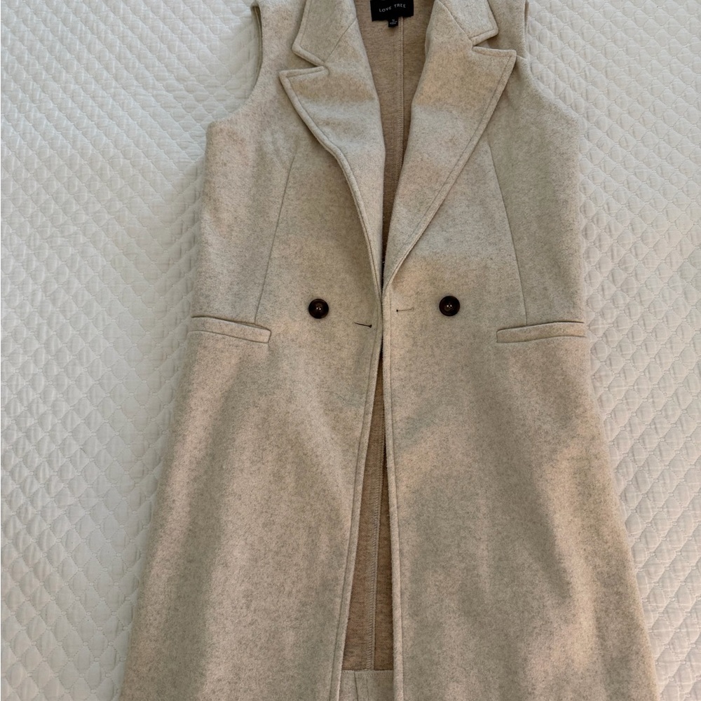 Sleeveless Beige Long Vest